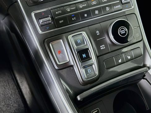 Used 2021 Hyundai Santa Fe SEL w/ Convenience + Premium Package FWD image 25