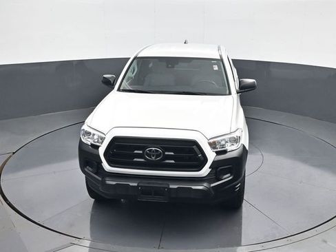 Used 2021 Toyota Tacoma SR RWD image 13