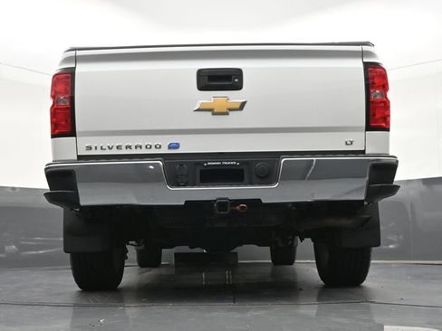 Used 2018 Chevrolet Silverado 1500 LT w/ LT Eassist Package AWD/4WD image 28