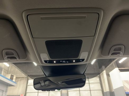 Used 2023 Honda Pilot EX-L image 25