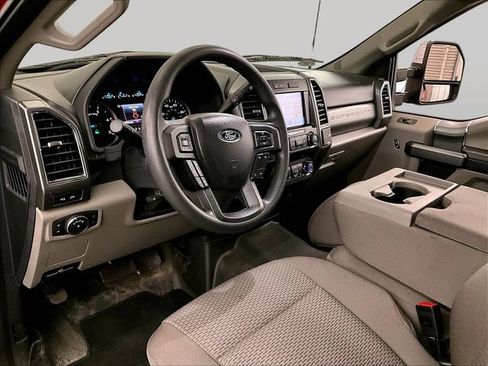 Used 2022 Ford F250 XLT w/ XLT Premium Package AWD/4WD image 12