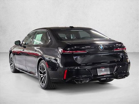 New 2025 BMW 760i xDrive image 7