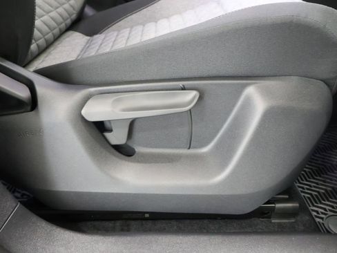 New 2026 Volkswagen Tiguan S image 22