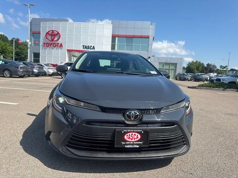 Used 2024 Toyota Corolla LE FWD image 14
