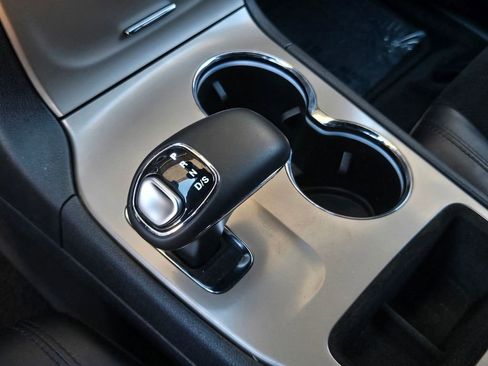 Used 2015 Jeep Grand Cherokee Altitude image 19