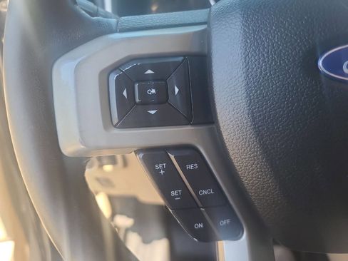 Used 2017 Ford F250 Lariat w/ Lariat Value Package AWD/4WD image 27