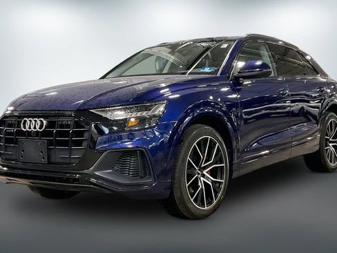 Used 2020 Audi Q8 Premium Plus w/ Premium Plus Package AWD/4WD image 2
