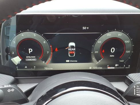 Used 2025 Nissan Kicks SR AWD/4WD image 23