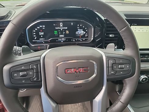 Used 2024 GMC Sierra 1500 SLT w/ SLT Convenience Package AWD/4WD image 8