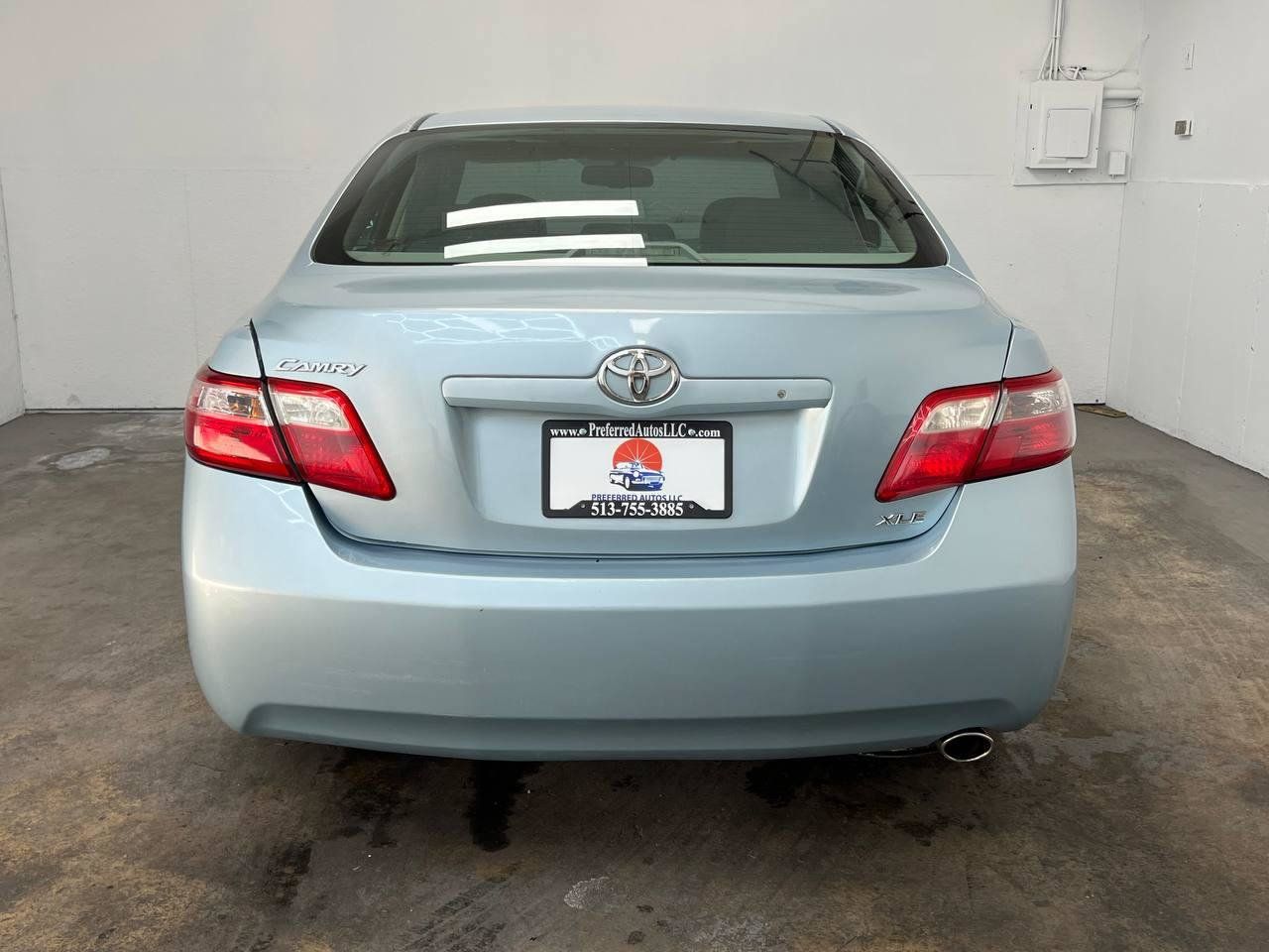 Used 2007 Toyota Camry XLE w/ Leather Pkg FWD image 3
