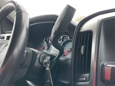 Used 2018 Chevrolet Silverado 1500 LT w/ All Star Edition image 20