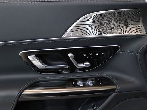 Used 2022 Mercedes-Benz SL 63 AMG 4MATIC image 4