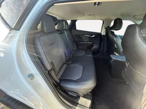 Used 2024 Kia EV6 Light AWD/4WD image 12