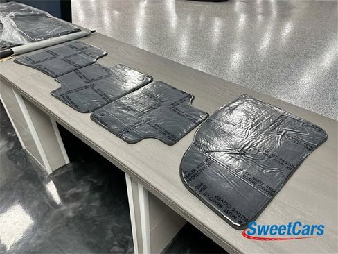 Used 2025 Porsche Cayenne Turbo image 59