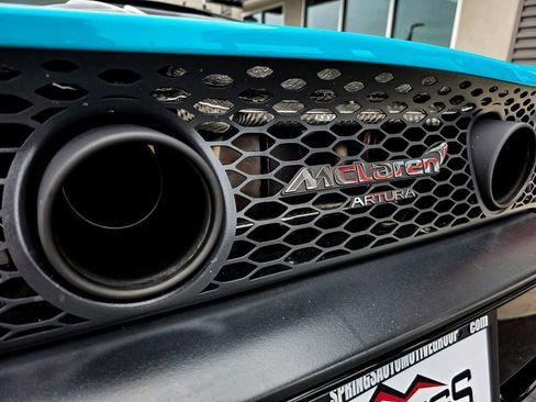 Used 2025 McLaren Artura Spider image 14