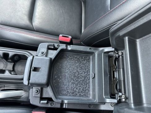 Used 2022 Jeep Wrangler Unlimited Rubicon w/ Cold Weather Group image 31