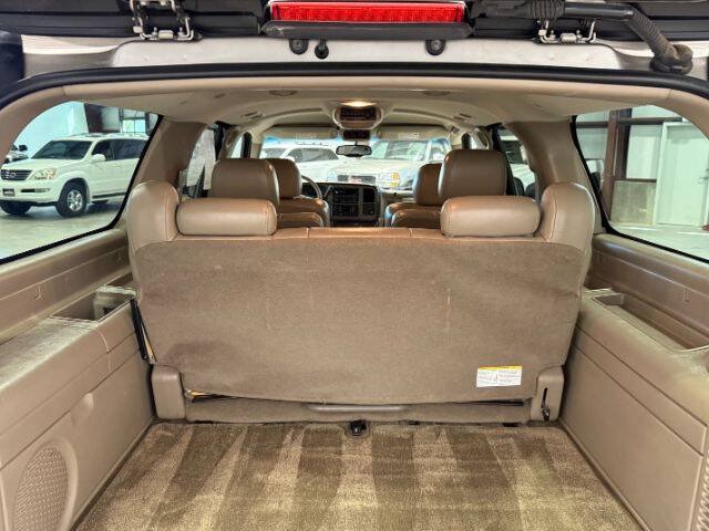 Used 2003 GMC Yukon XL Denali AWD/4WD image 39
