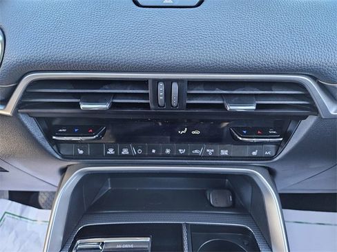 Used 2024 MAZDA CX-90 3.3 Turbo w/ Preferred Plus image 24