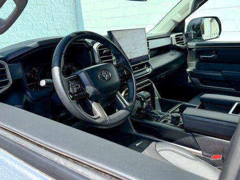 Used 2022 Toyota Tundra SR5 w/ SR5 Premium Package image 15