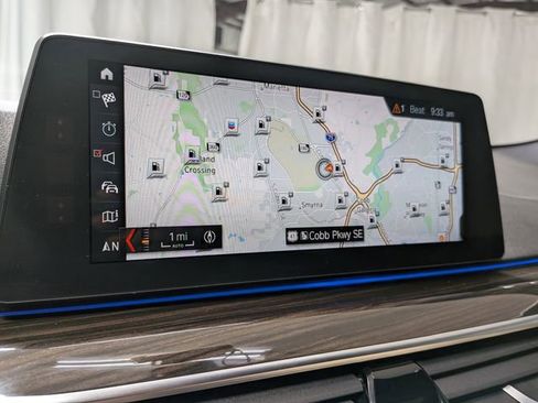 Used 2018 BMW 530i xDrive image 15