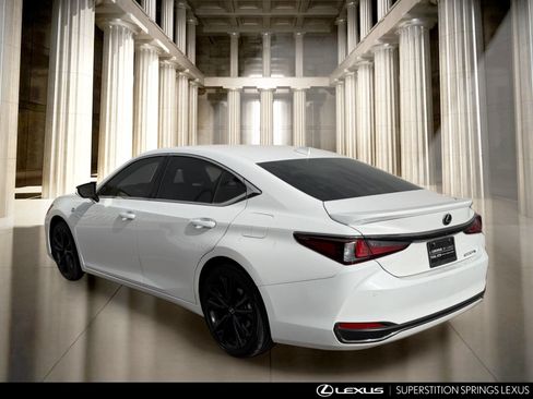 Used 2024 Lexus ES 300h F Sport w/ Accessory Package (Z1) FWD image 7