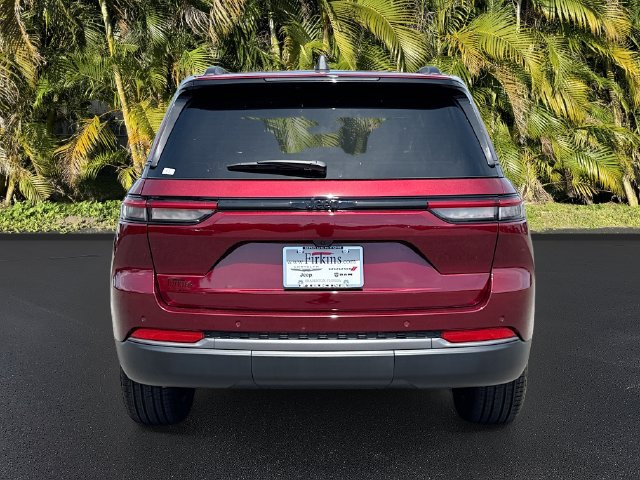 New 2026 Jeep Grand Cherokee Limited w/ Limited Altitude Package RWD image 4