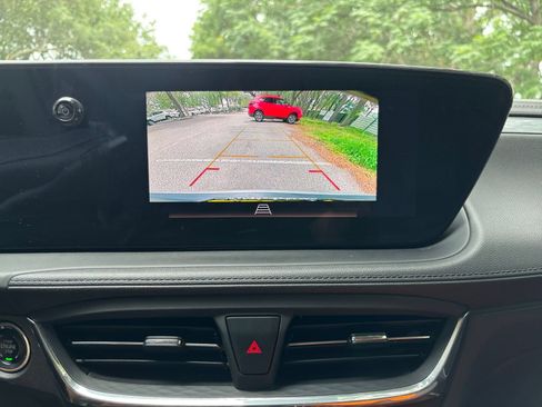 Used 2025 Buick Encore GX Preferred FWD image 21