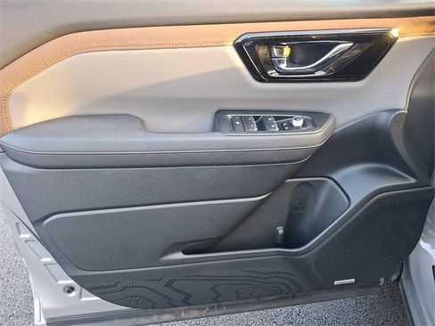 Certified 2025 Subaru Forester Sport image 11