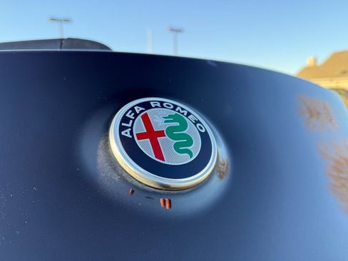 Used 2018 Alfa Romeo Stelvio Ti Sport image 15