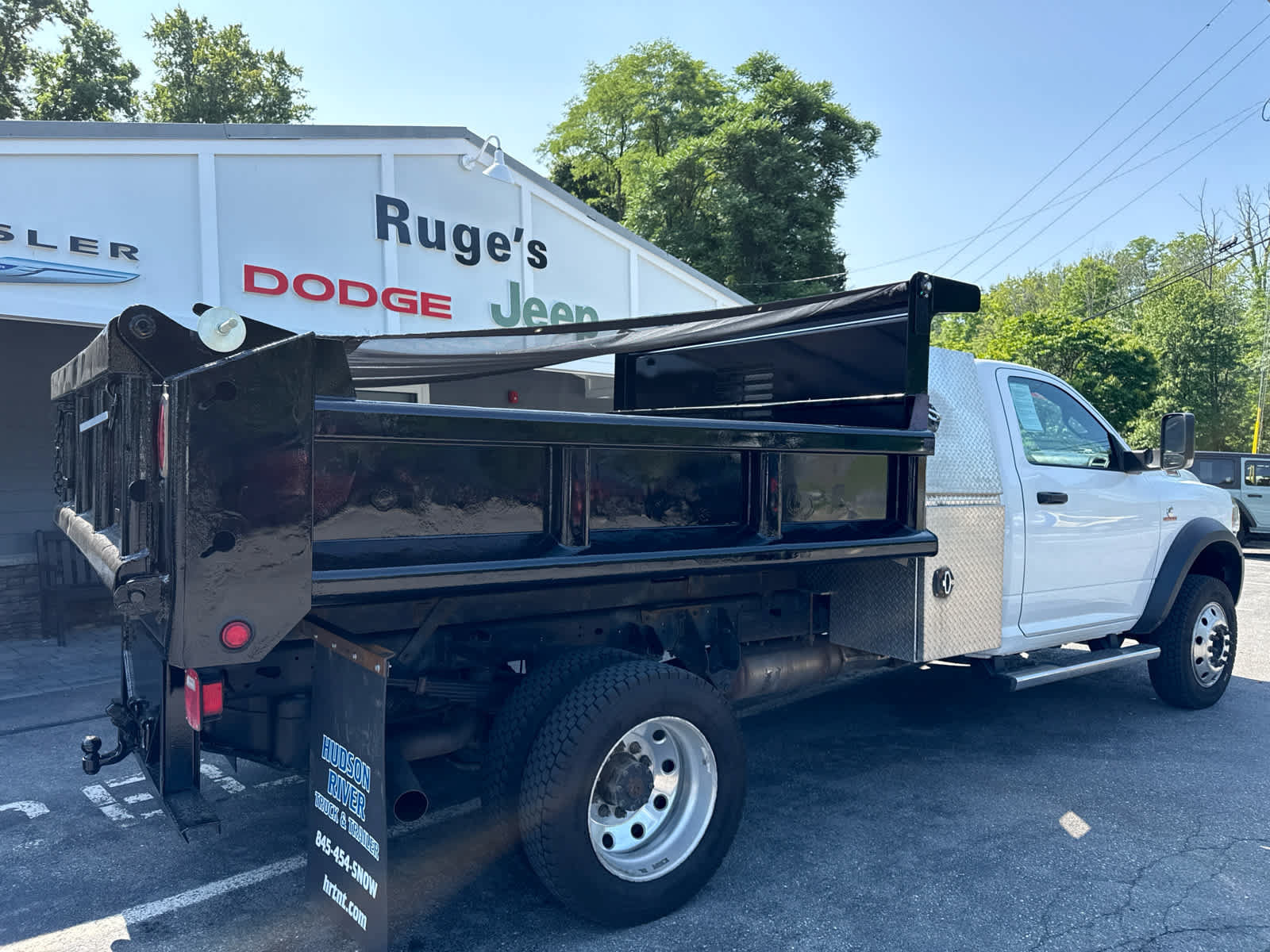 Used 2022 RAM 5500 Tradesman AWD/4WD image 3