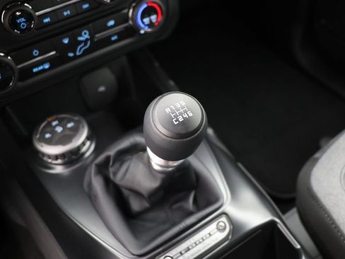 New 2025 Ford Bronco 2-Door image 23