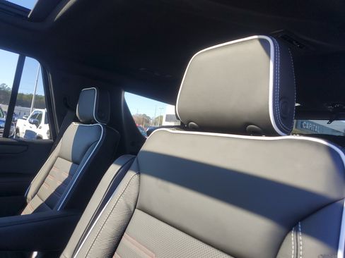 New 2026 GMC Yukon AT4 Ultimate image 10