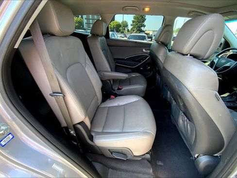 Used 2017 Hyundai Santa Fe Limited AWD/4WD image 20