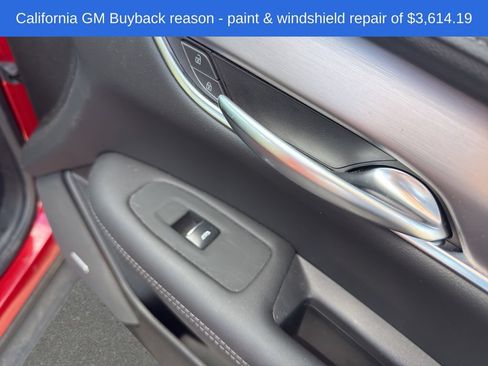 Used 2025 Cadillac XT5 Luxury FWD image 15