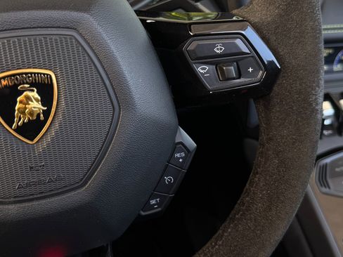 Used 2017 Lamborghini Huracan LP 610-4 image 55