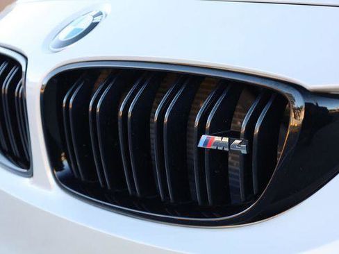 Used 2016 BMW M4 Coupe RWD image 10