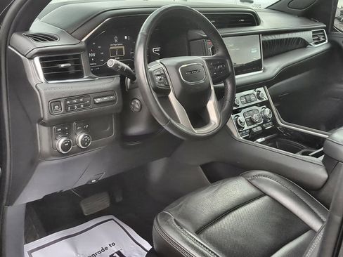 Used 2022 GMC Yukon XL Denali AWD/4WD image 10