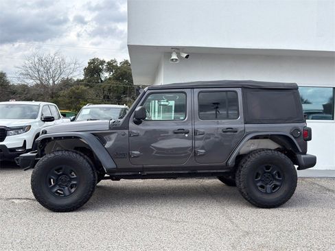 Used 2022 Jeep Wrangler Unlimited Sport image 7