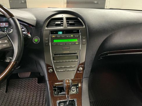 Used 2011 Lexus ES 350 image 19