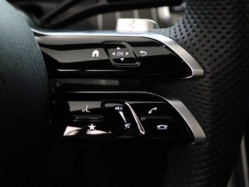 Used 2024 Mercedes-Benz C 300 4MATIC Sedan w/ Pinnacle Trim Package image 6