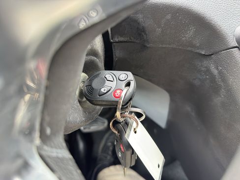 Used 2017 Ford Transit 250 Base image 23