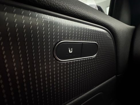 Certified 2022 Mercedes-Benz GLA 250 4MATIC image 26