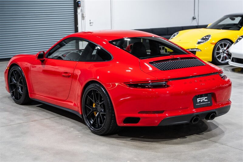 Used 2019 Porsche 911 Carrera GTS RWD image 4