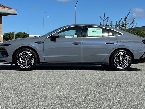 New 2025 Hyundai Sonata SEL FWD image 7