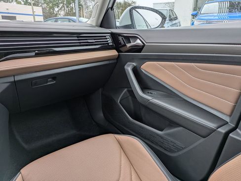 New 2026 Volkswagen Jetta SEL FWD image 19
