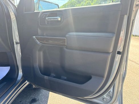 Used 2019 GMC Sierra 1500 SLE w/ SLE Value Package AWD/4WD image 26