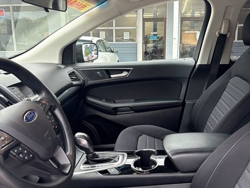 Used 2016 Ford Edge SE AWD/4WD image 9