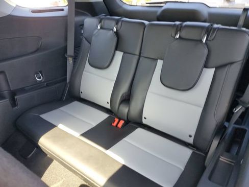 Certified 2023 Ford Explorer XLT w/ Equipment Group 202A AWD/4WD image 29