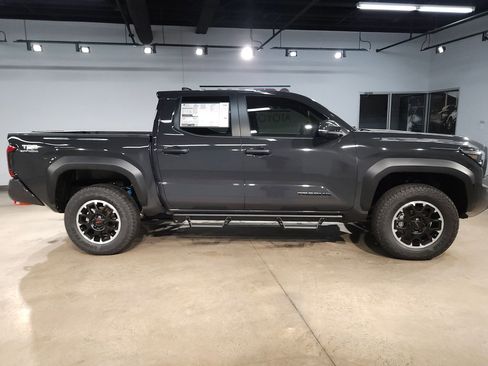 New 2026 Toyota Tacoma TRD Off-Road image 8