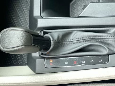 Certified 2025 Honda Accord SE image 16